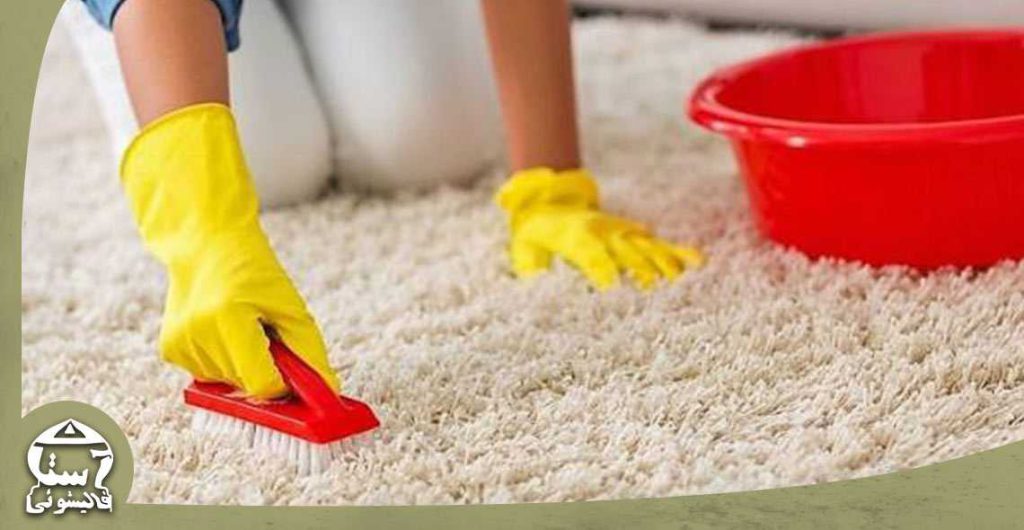 پاک کردن لکه روغن از روی فرش با استفاده از حلال‌های لکه گیر